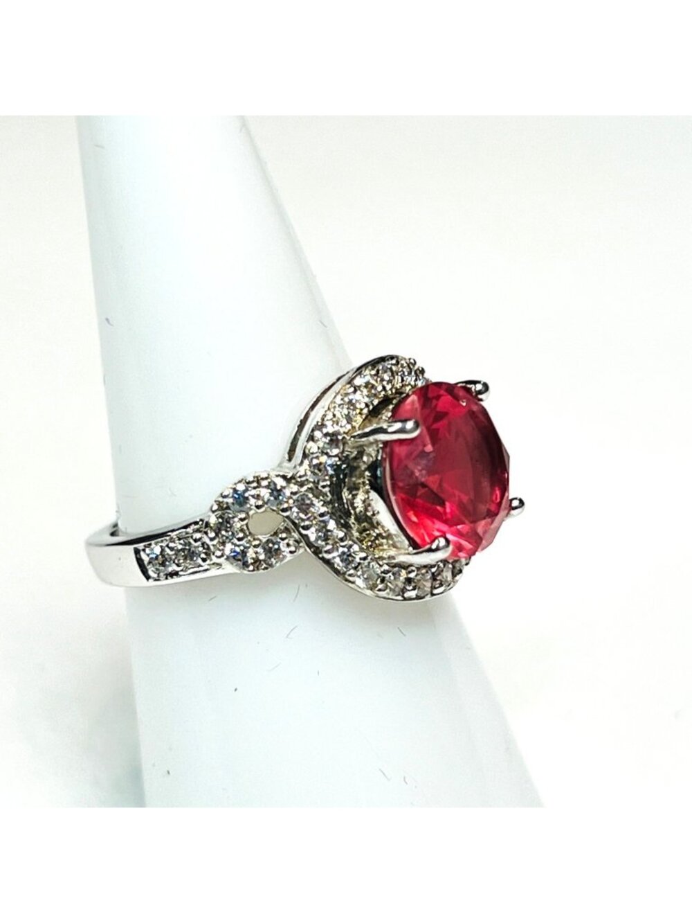 Pink Ring, NWOT, Size 7, pink stone, silver color band - Picture 4 of 8